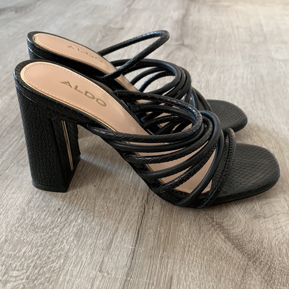 Like New Aldo Sandal Heels - Picture 3 of 7